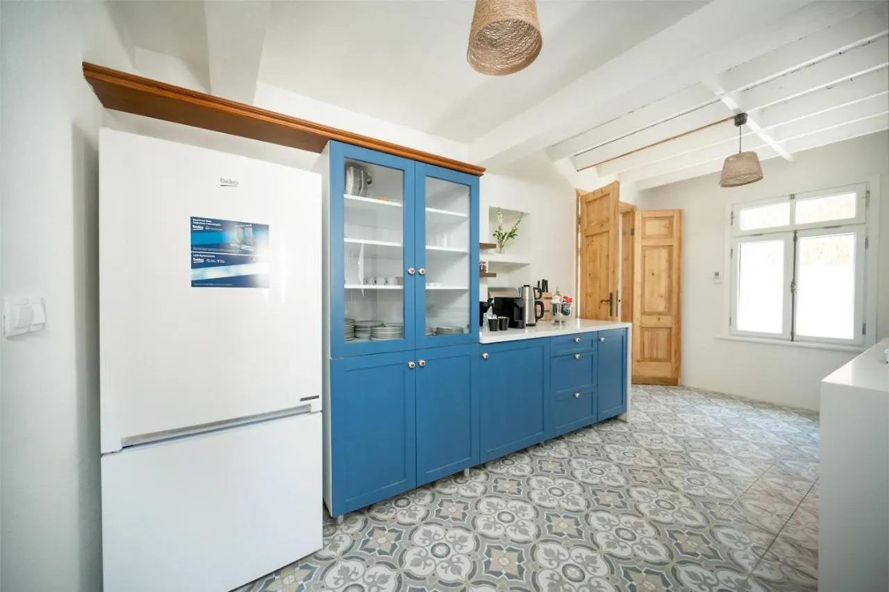 Miniq Homes 104 - The Luxurious Stone Retreat Foça 0*,